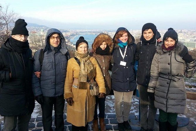 Budapest classic tour - Chain Bridge and the bus ride toward Gellért Hill