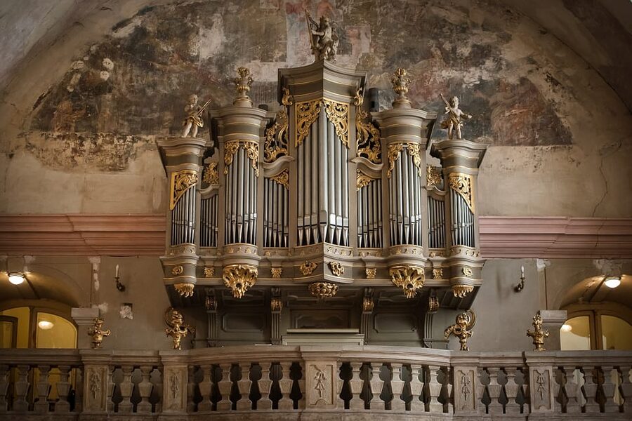 Budapest: Concert on the Oldest Working Organ in the City - What You’re Really Paying For: The Value of a Live Organ Concert