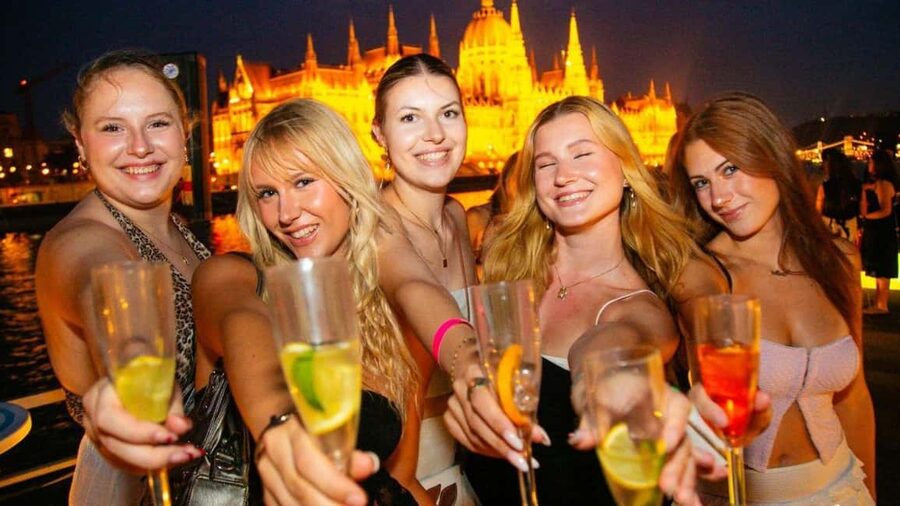 Budapest: Danube Beat Party Cruise with DJ & Drink Packages - Key Things I’d Plan Around