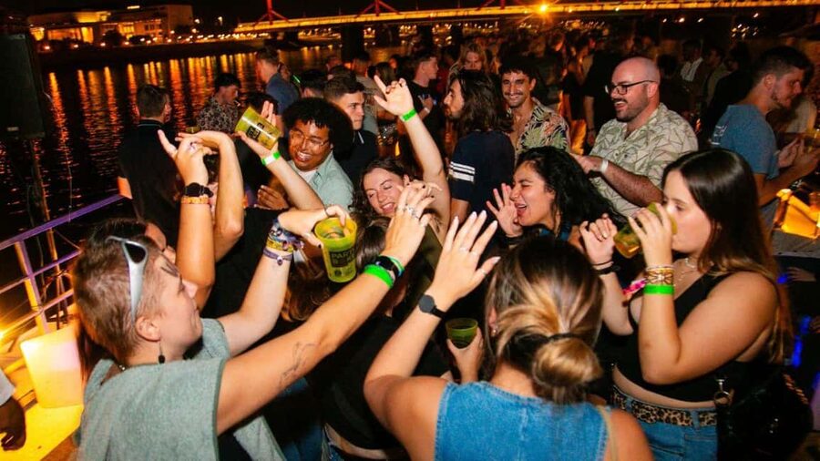 Budapest: Danube Beat Party Cruise with DJ & Drink Packages - Why This Danube Party Cruise Feels Different Than Regular Sightseeing