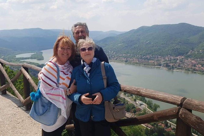 Budapest Danube Bend Private or SmallGroup Tour Lunch and Cruise - Stop 1: Szentendrei Duna-part and the artists’ riverside vibe