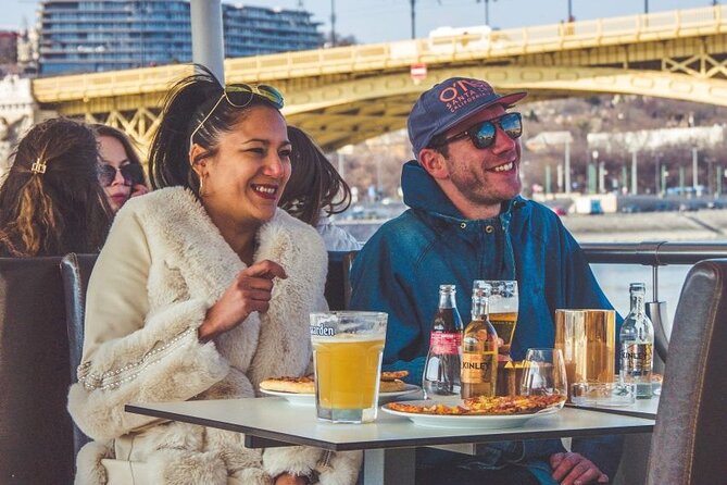 Budapest Danube Pizza Cruise with Welcome Drink - Where to meet and what to bring