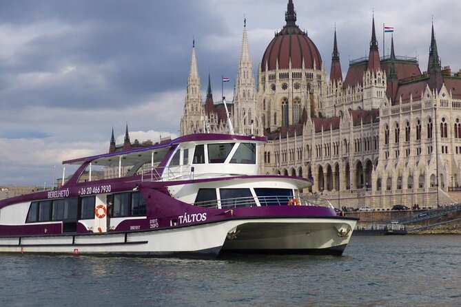 Budapest Danube Sightseeing Cruise with Unlimited Drinks - Timing, Boarding, and Getting the Best View on the Deck