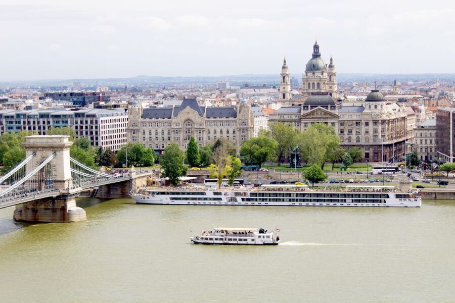 Budapest: Day or Night River Cruise on Panoramic Boat - Is it worth the money?