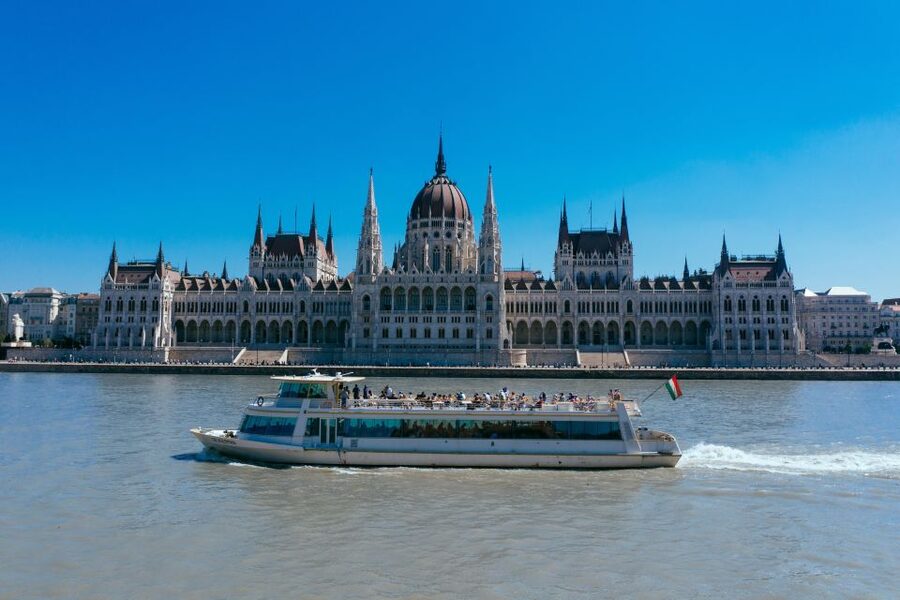 Budapest: Day or Night River Cruise on Panoramic Boat - The vibe on board: one hour of views, not a long party