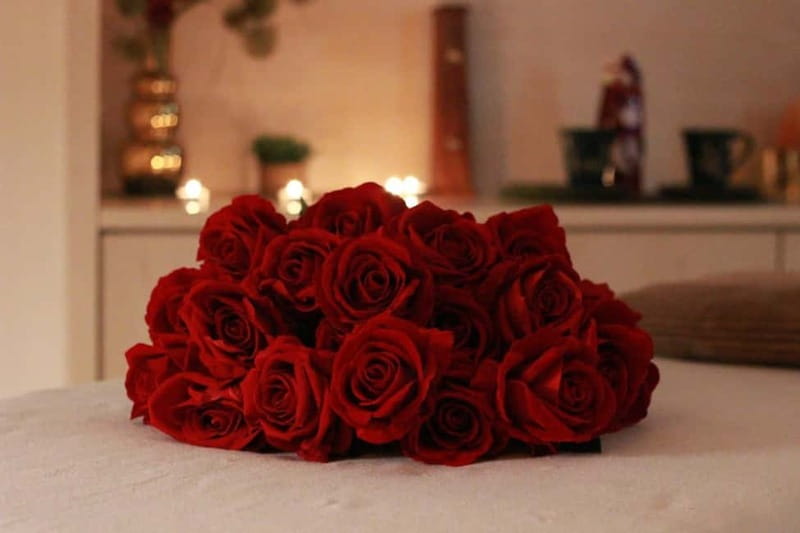 BUDAPEST, Day Spa : Couples Massage with Roses Bubble Bath - Why This Couples Spa in Budapest Feels So Romantic