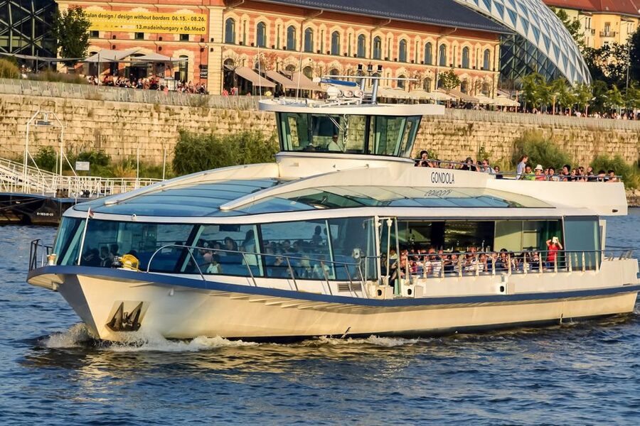 Budapest: Daytime Sightseeing Boat Cruise - Key things that make this cruise worth your time