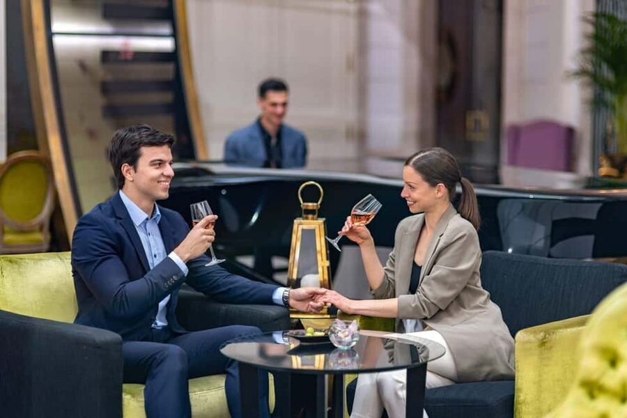 Budapest: Dinner and Live Hungarian Music - Service and comfort details you can actually use
