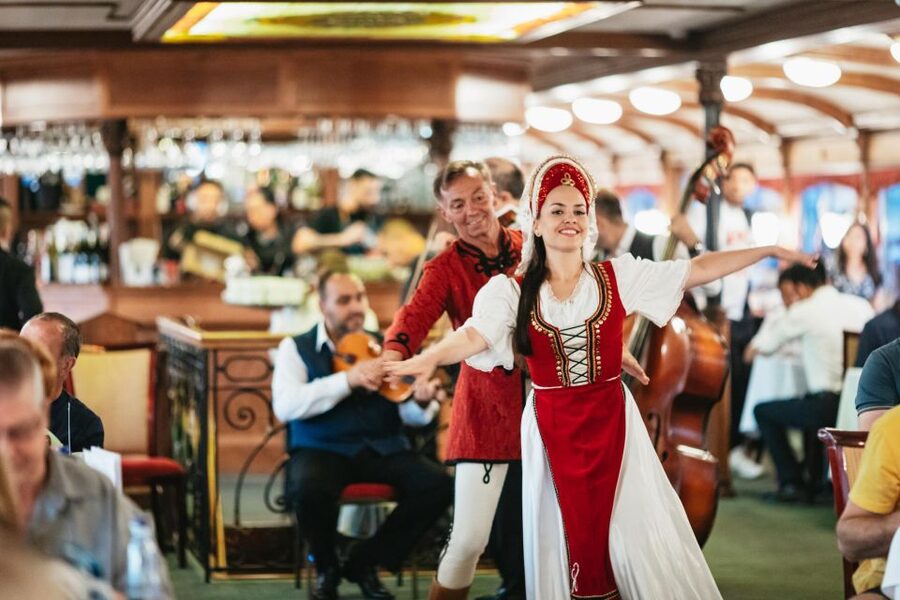 Budapest: Dinner Cruise with Live Music and Folk Dance Show - Who should book this, and who might prefer something else