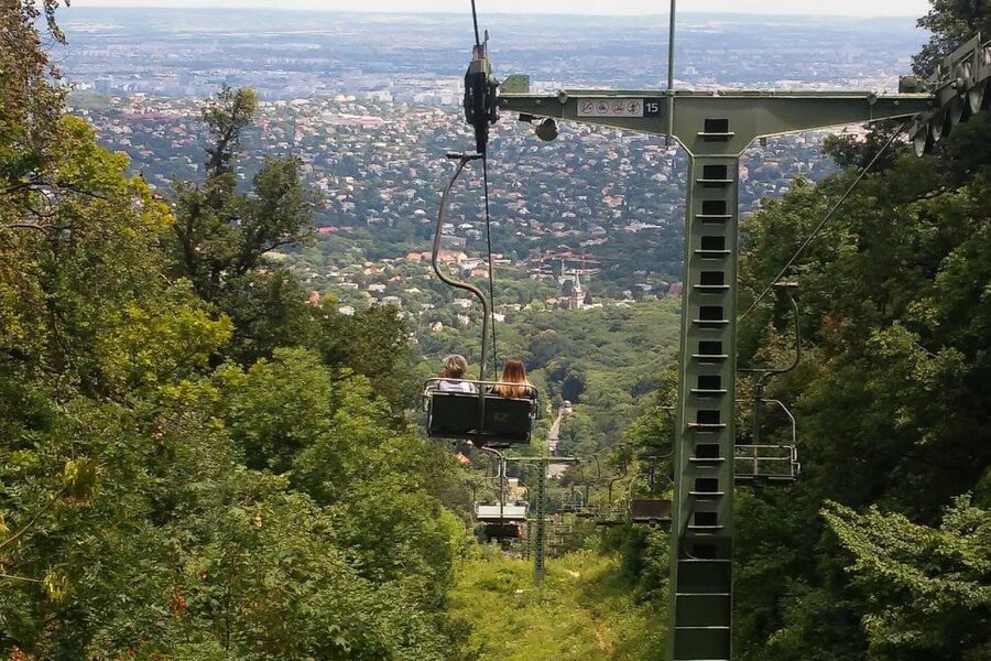 Budapest: Elisabeth Tower Visit by Chairlift & Transport - Exiting Budapest without leaving Budapest: the chairlift’s main advantage