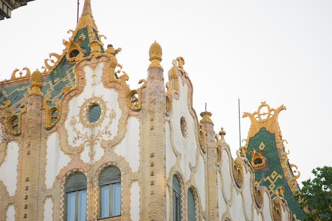 Budapest Essential Walk&Food tasting - Széchenyi Baths: Thermal History and Outdoor-Pool Glimpses
