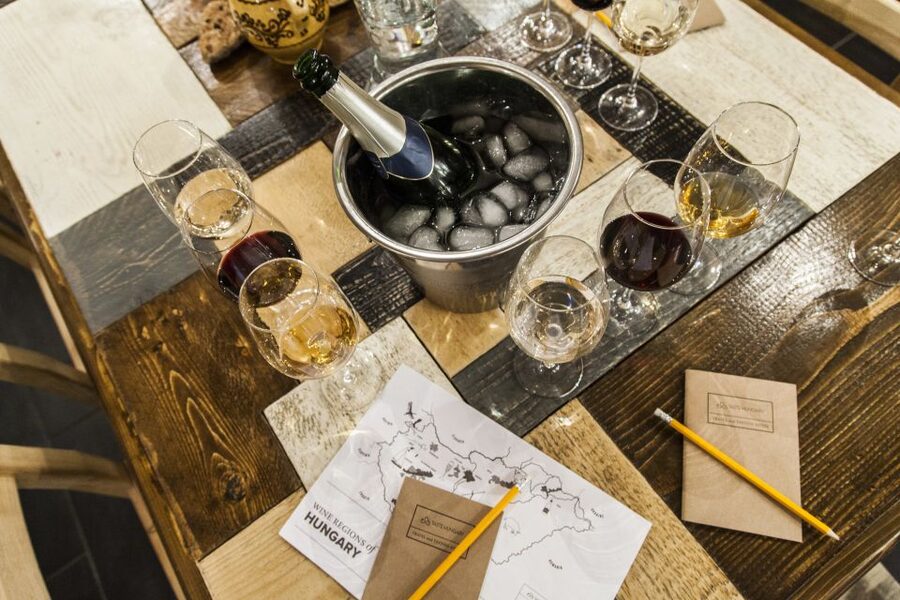 Budapest: Essentials of Hungarian Wine Tasting Class - The 2-hour flow: aperitif, whites/reds, then Tokaj Aszú