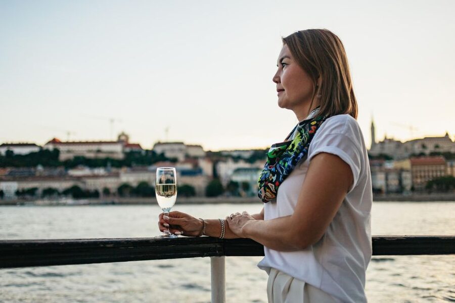 Budapest: Evening Cruise including Drink Options - Why the Danube at Night Turns Budapest into a Photo Mission