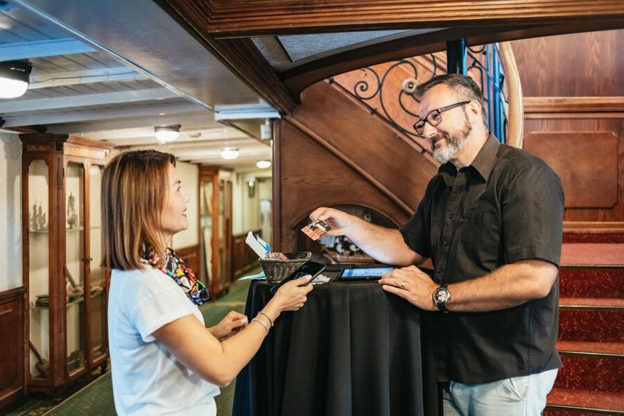 Budapest: Evening Cruise including Drink Options - Price and Value: Does $21 Make Sense for This Night Plan?