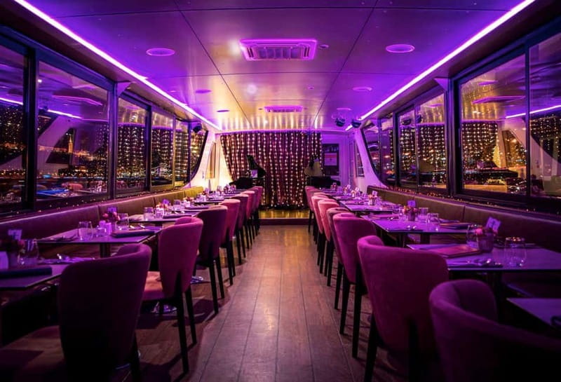 Budapest: Evening Cruise with 4-Course Dinner - The 4-course dinner: what the timing feels like