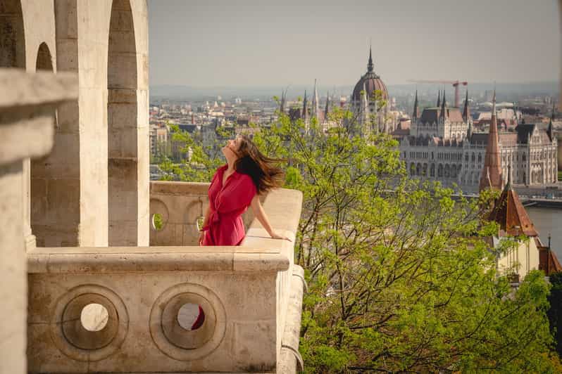 Budapest: Fast Private Photoshoot at Fisherman's Bastion - Why Fisherman’s Bastion Makes This Photoshoot Work