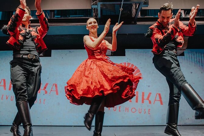Budapest: Folklore Revue Show with Unlimited Dinner & Drinks - The Dinner + Unlimited Drinks: What You’re Signing Up For