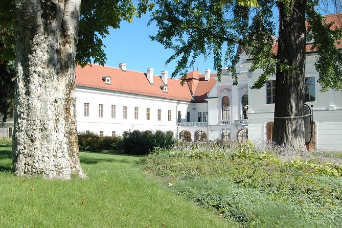 Budapest Gödöllő Palace Royal ‘Sisi’ Residence Half-Day Tour - Price and logistics: what $68.93 buys you (and what it doesn’t)