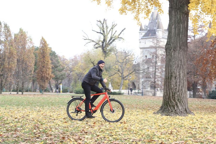 Budapest: Guided Downtown Electric Bike Tour - Thermal Bath Pass-Bys: You Won’t Enter, But You’ll Know Where to Return