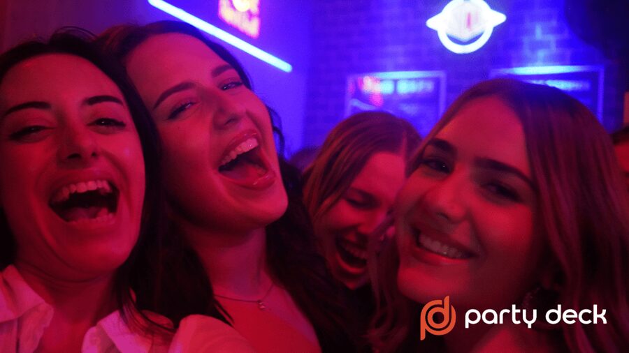Budapest: Guided Pub Tour to Ruin Bars with Games & 6 Shots - Rules in Budapest ruin bar spaces: how to avoid getting cut off