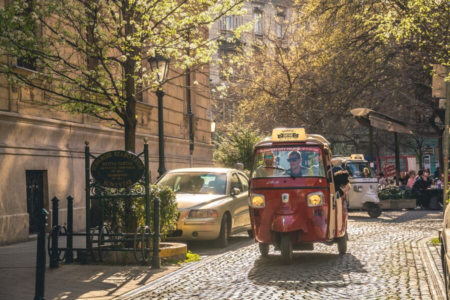 Budapest: Half-Day Exclusive Highlights Private Tour - What you should plan for (and what you shouldn’t)