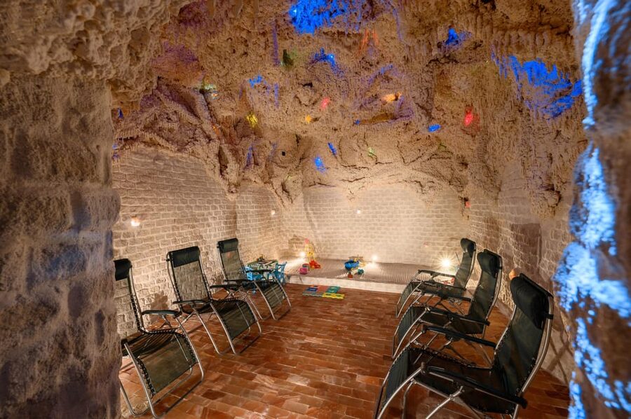 Budapest: Helia Day Spa entry ticket - The 2-Story Fitness Room: Train, Then Recover