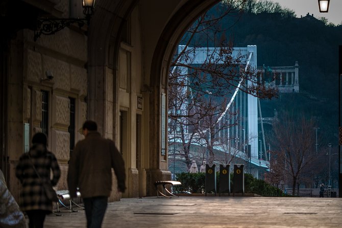 Budapest Highlights Self guided scavenger hunt and Walking Tour - Downsides to Plan For