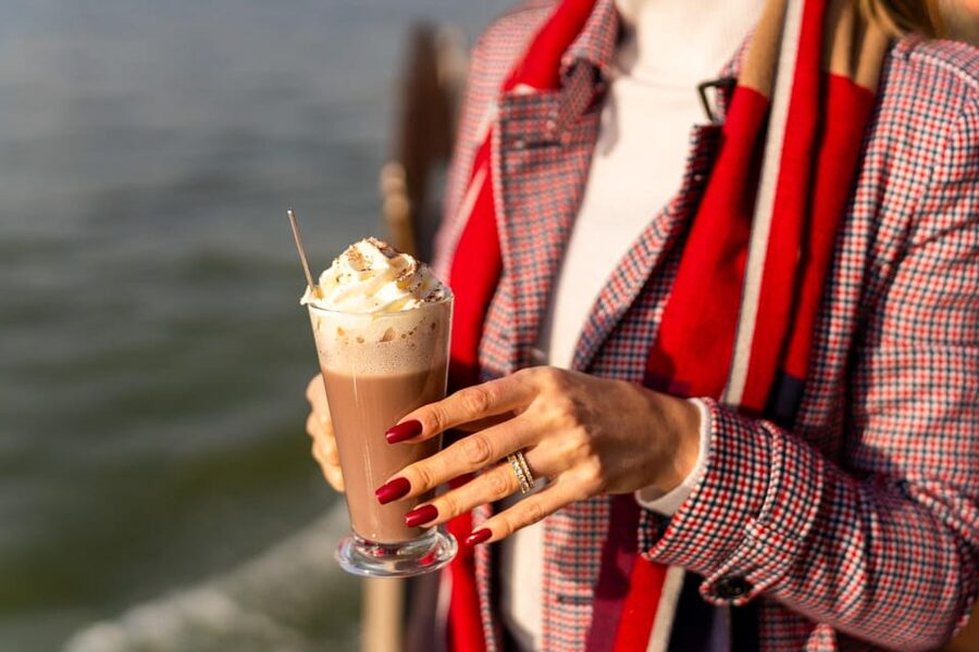 Budapest: Historic Cruise with Welcome Drink - Price and Value: Why $12 With a Drink Doesn’t Feel Like a Cheap Shortcut