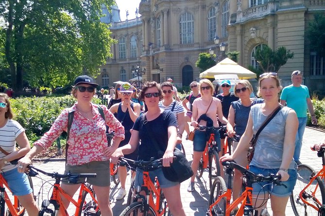 Budapest Historic Downtown Bicycle Tour in small groups - The first stretch: Rumbach Street Synagogue and Liszt Academy