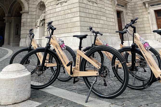 Budapest: Historic Downtown ride on E-Bicycles Buda & Pest - City Park Highlights Without the Waiting: Vajdahunyad Castle and Széchenyi Baths Area