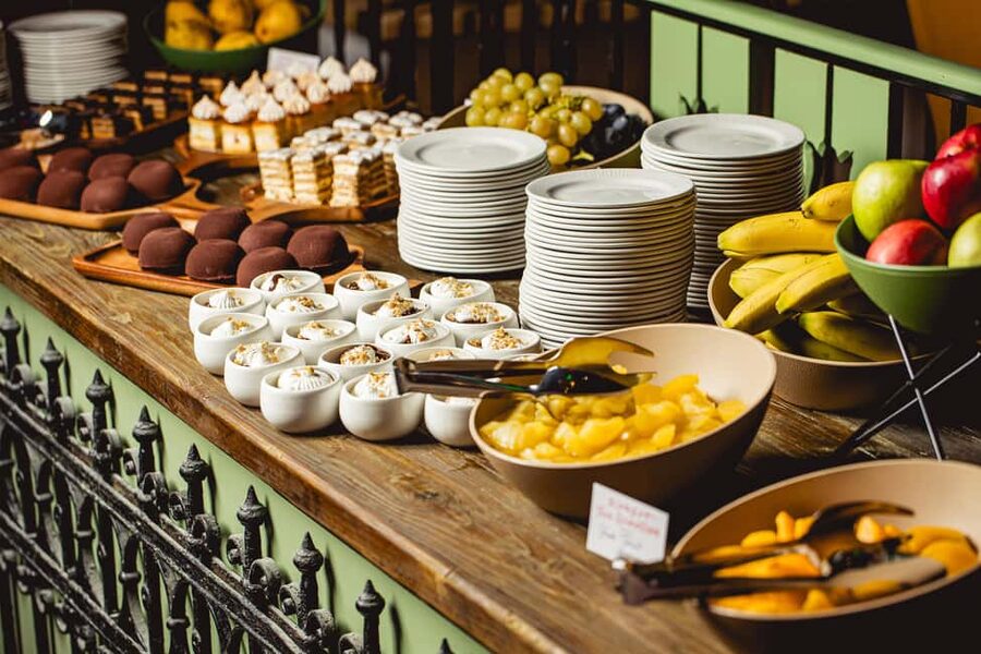Budapest: Hungarian Dinner & Show with Unlimited Drinks - How to plan the rest of your Budapest evening