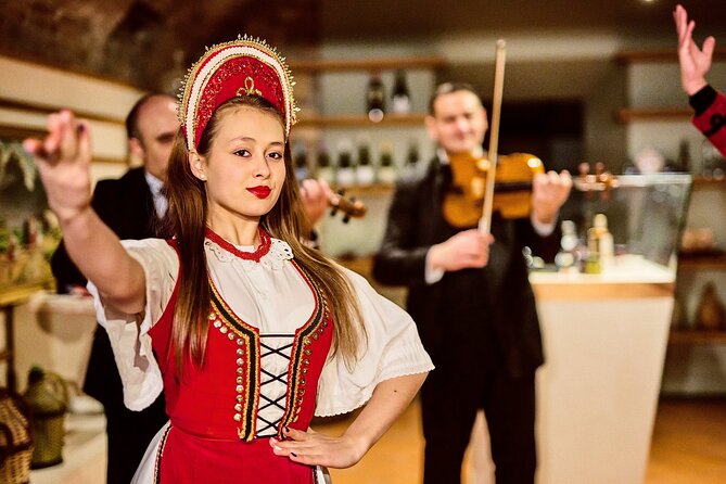 Budapest: Hungarian Folklore Dance Performance & Concert Ticket - What this experience is best for