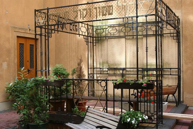 Budapest Jewish Heritage Memorial Walking Tour & Synagogue Entry - Price and what you’re really paying for (it’s not just tickets)