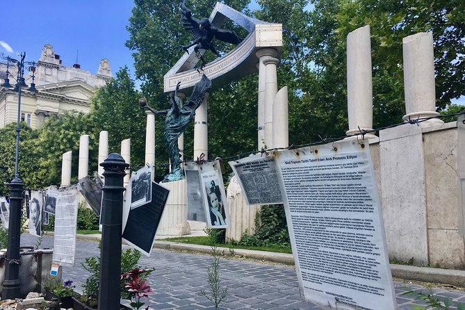Budapest Jewish Heritage: Synagogues, Shoes, Secrets & Flódni - Flódni finale: sweet, local, and worth the walk