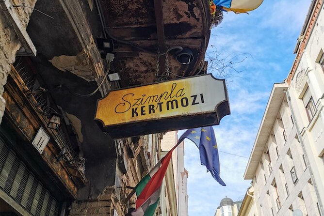 Budapest (Jewish Quarter) Scavenger Hunt and Self-Guided Tour - Solving the questions: what you’re actually learning