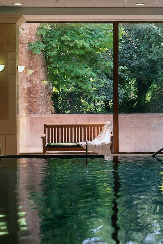 Budapest: Margaret Island Day Spa Entry Ticket - Sauna time: the classic Hungarian warmth routine