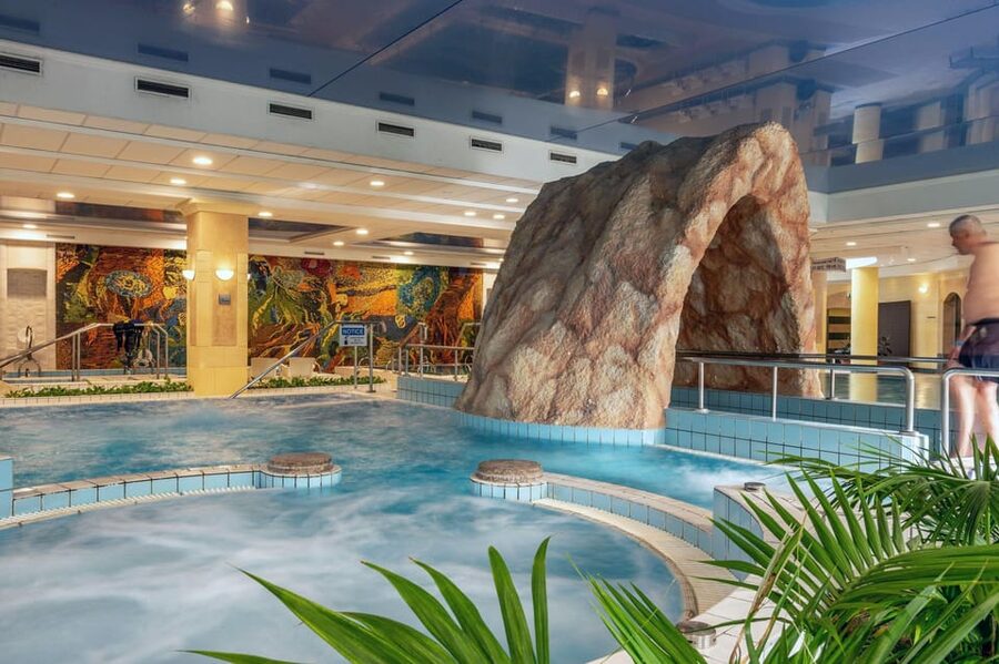 Budapest: Margaret Island Day Spa Entry Ticket - Should you book Margaret Island Day Spa entry ticket?