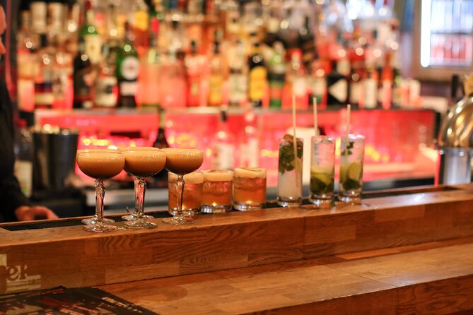 Budapest: Nightlife Bar Crawl Walking Tour - The group vibe: meeting people without feeling forced