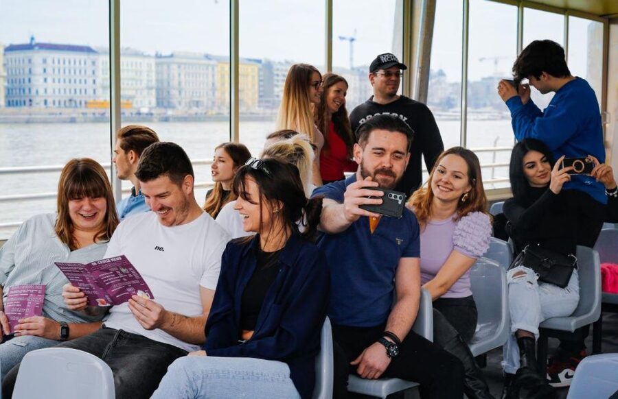 Budapest: Nighttime or Daytime Sightseeing Cruise - Price, Timing, and Booking Moves That Matter