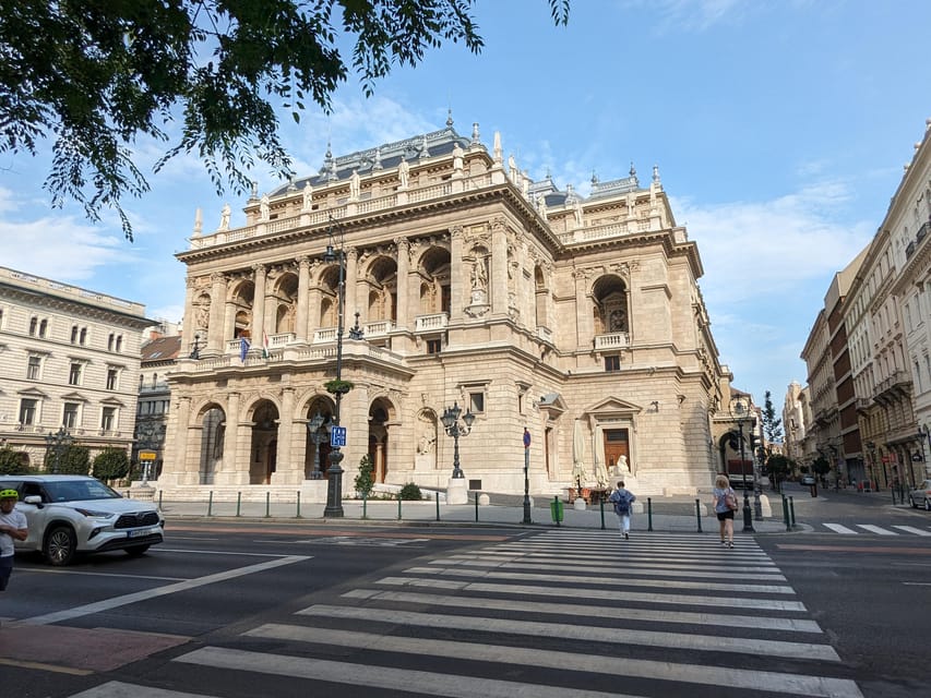 Budapest: Opera House Guided Tour - The Brief Concert Finale: Why the Last 10–15 Minutes Stick