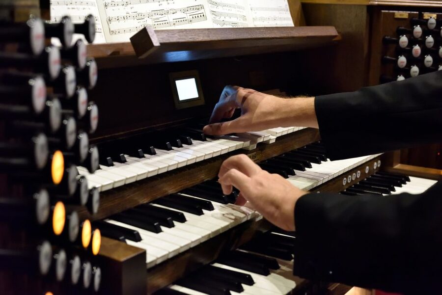 Budapest: Organ Concert in St. Stephen's Basilica - Performers: Kolos Kováts, Miklos Teleki, and Eleonóra Krusic