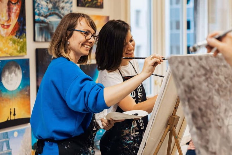 Budapest: Paint and sip experience - The drink setup: wine, water, coffee, and tea (and what to check)