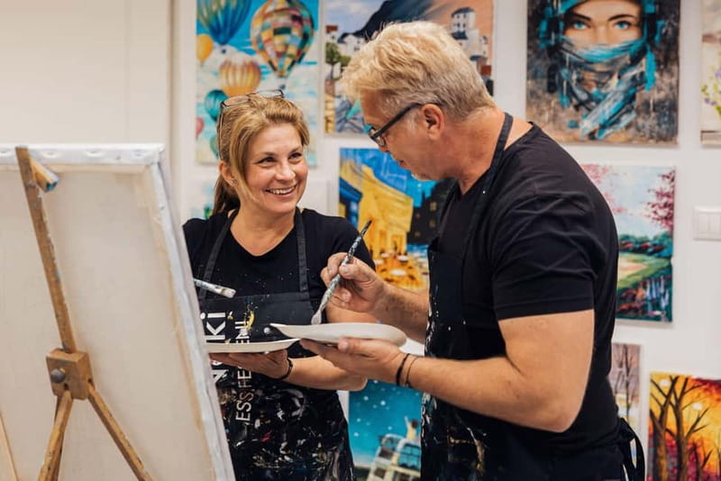 Budapest: Paint and sip experience - Make it social: meeting people without the awkwardness