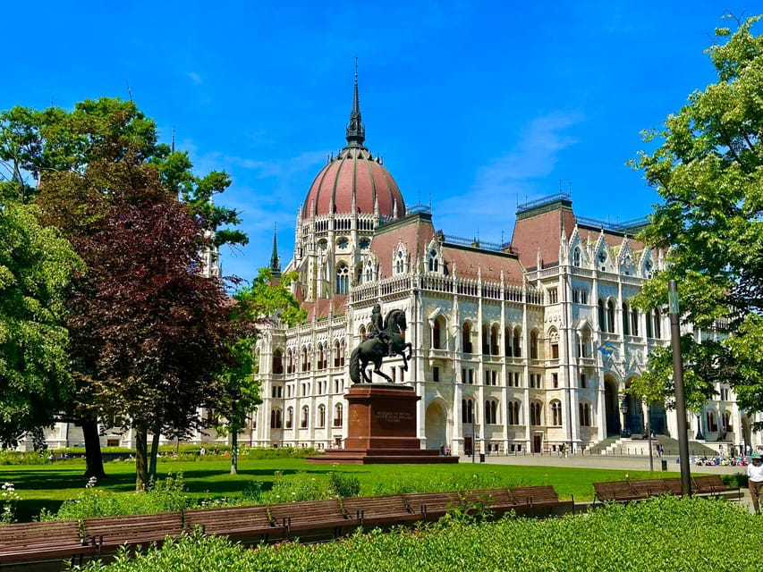 Budapest: Parliament Building Entry Ticket and Audio Guide - Old Upper House, Councils of Deputies, and what the building keeps showing you