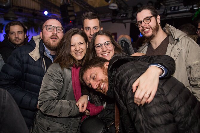 Budapest Party District Bar-Hop with 2hrs Unlimited Drinks - Unlimited drinks for 2 hours: how to make it count
