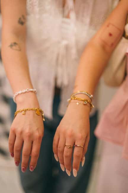 Budapest: Personalized Bracelet-Making Experience - Picking the Story: How the Charms and Their Meanings Work