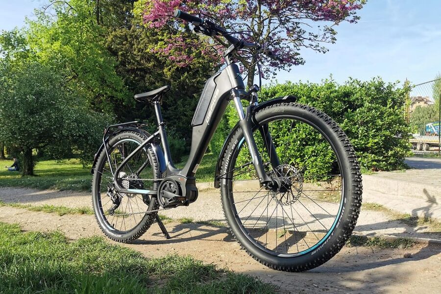 Budapest: Premium E-Bike Rental - A self-guided 4-hour plan: city streets, bike lanes, and river scenery