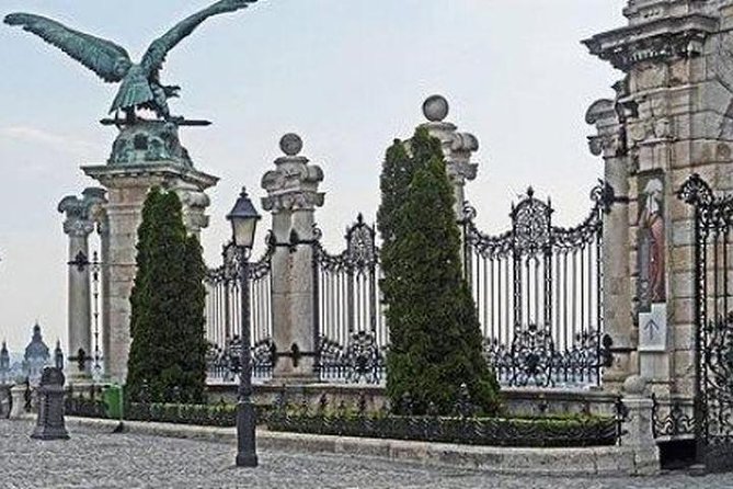 Budapest Private 2 hrs. Mercedes Sightseeing Tour - Who this tour fits best (and who should skip it)