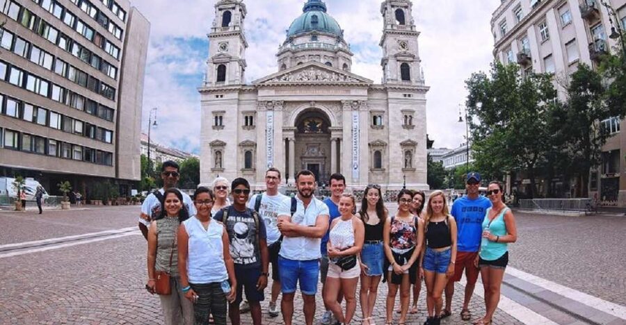 Budapest: Private 3-hour Guided City Tour by Bus - Key things to love about this private Budapest tour