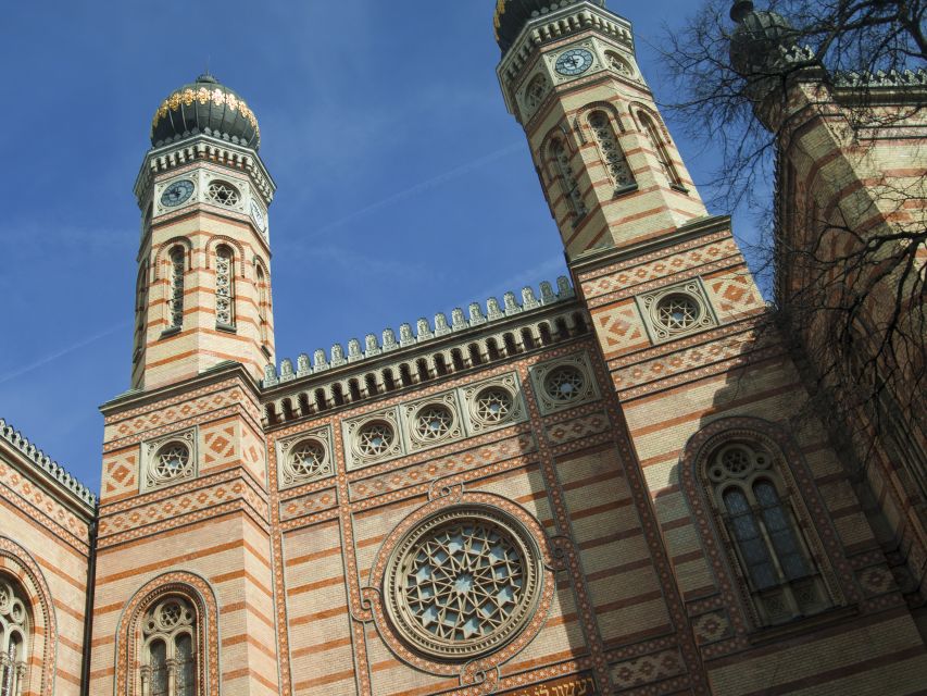 Budapest: Private 3-hour Guided City Tour by Bus - Citadel/Gellért Hill: Photo Stop and Panoramas